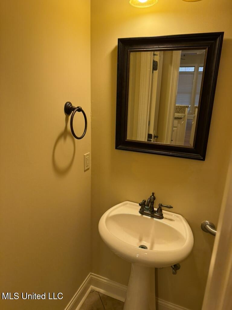 144 Oakleigh Drive