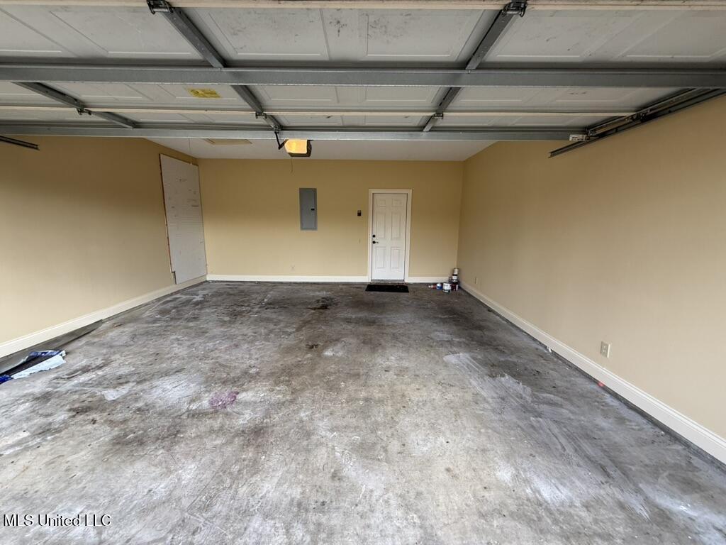 144 Oakleigh Drive