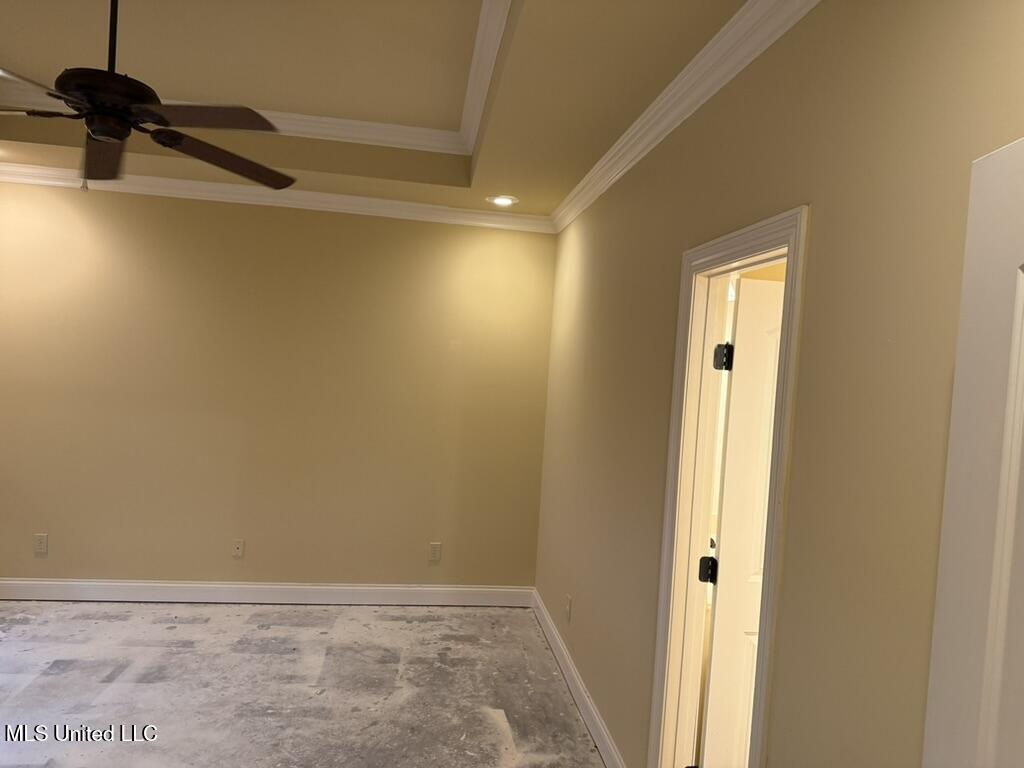 144 Oakleigh Drive