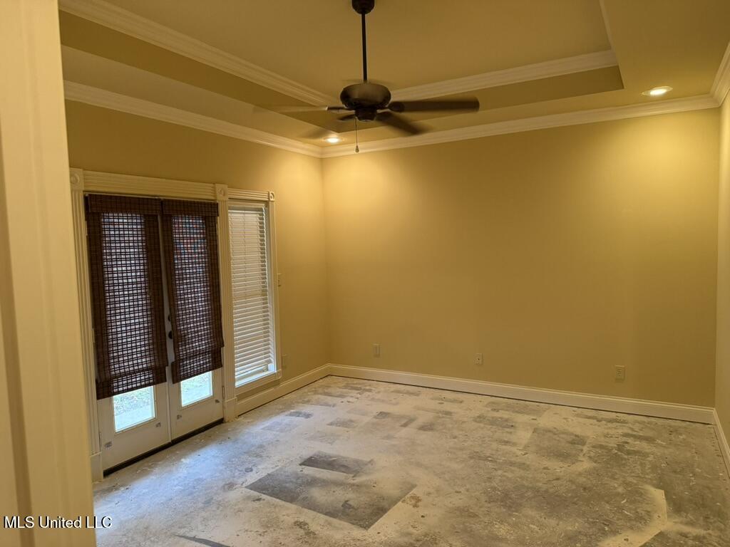 144 Oakleigh Drive