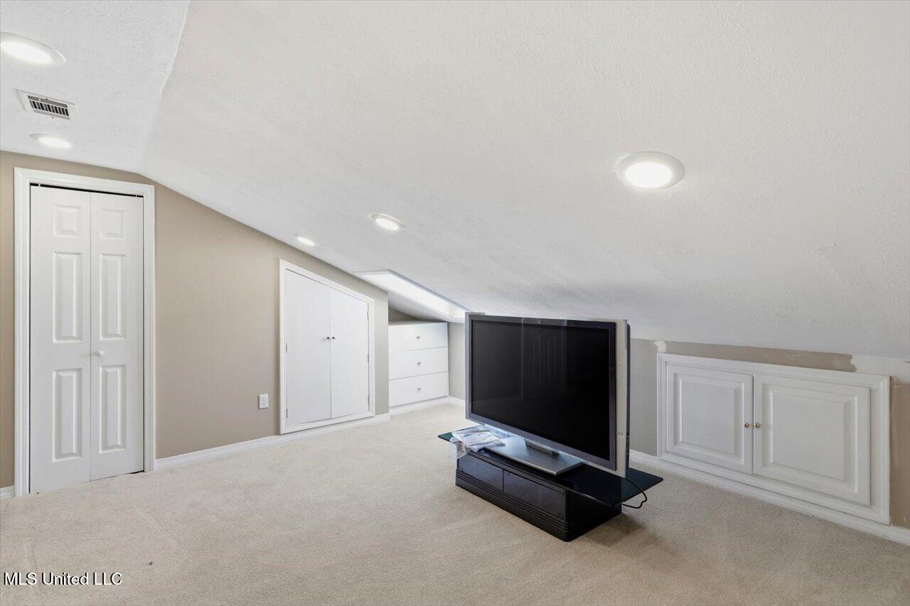 157 Dyke Road, 26