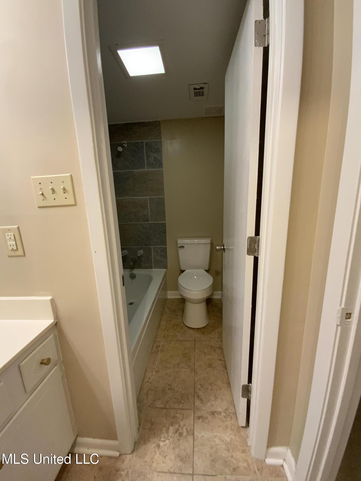 5155 Wayneland Drive, G1