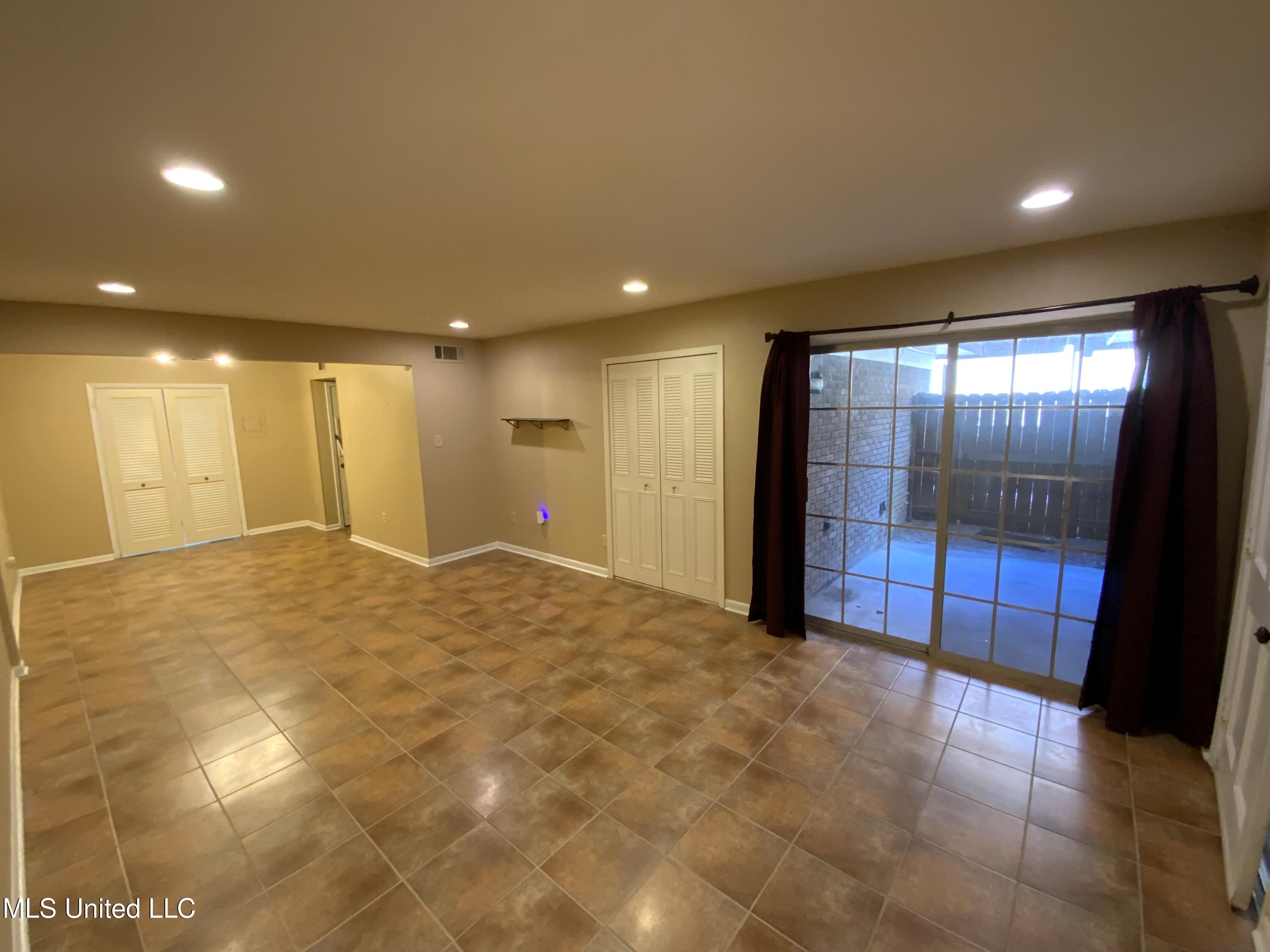 5155 Wayneland Drive, G1