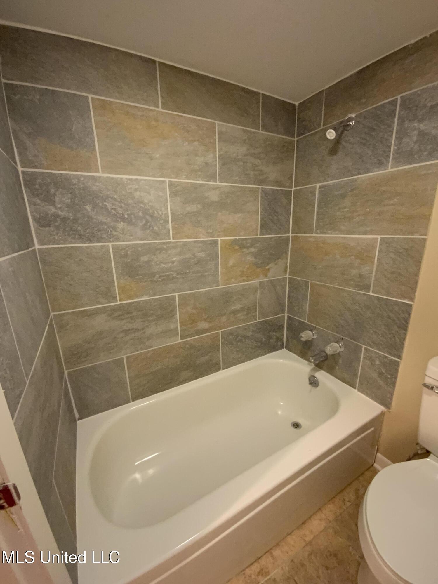 5155 Wayneland Drive, G1