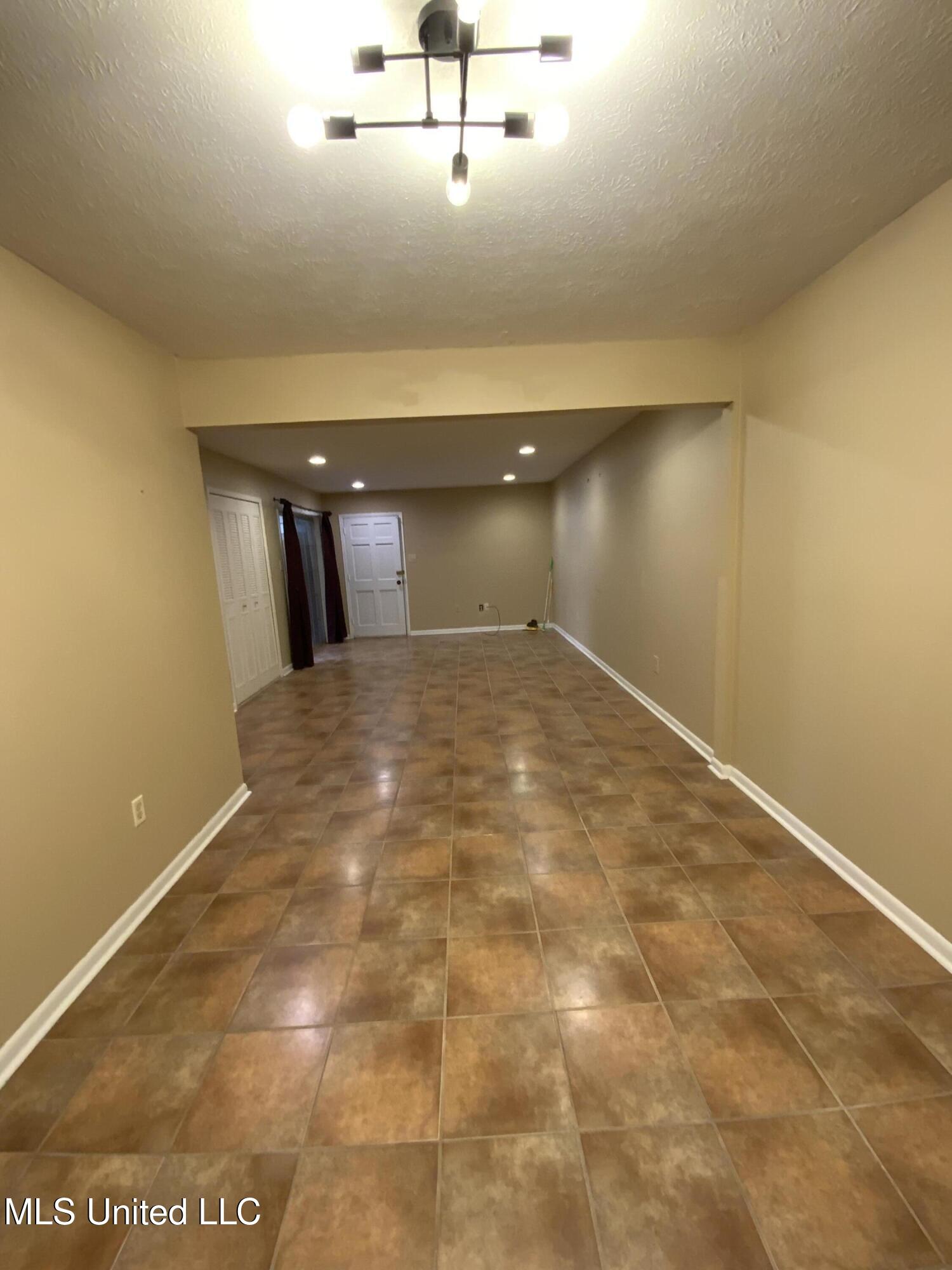 5155 Wayneland Drive, G1