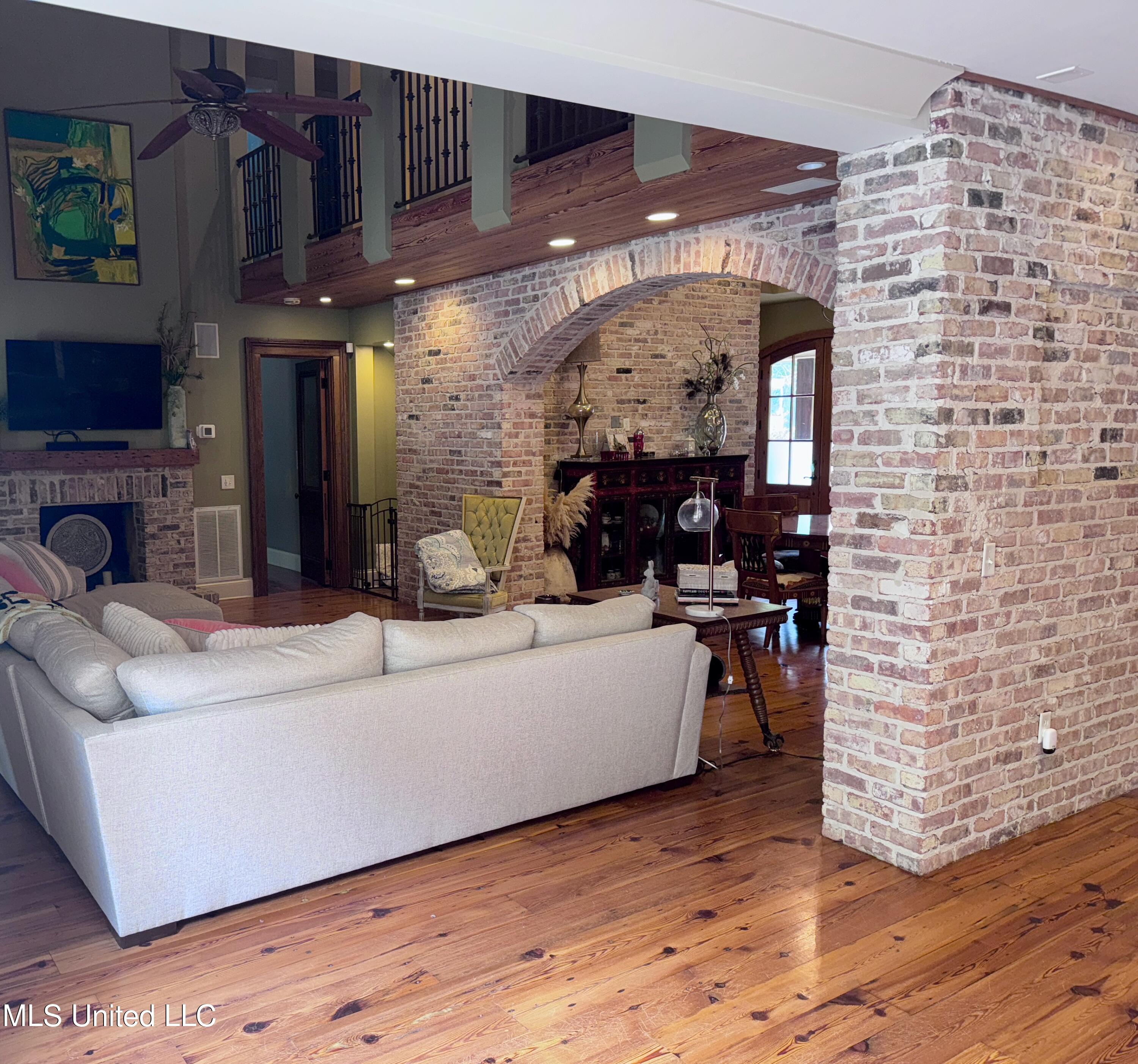 236 Sawbridge Drive
