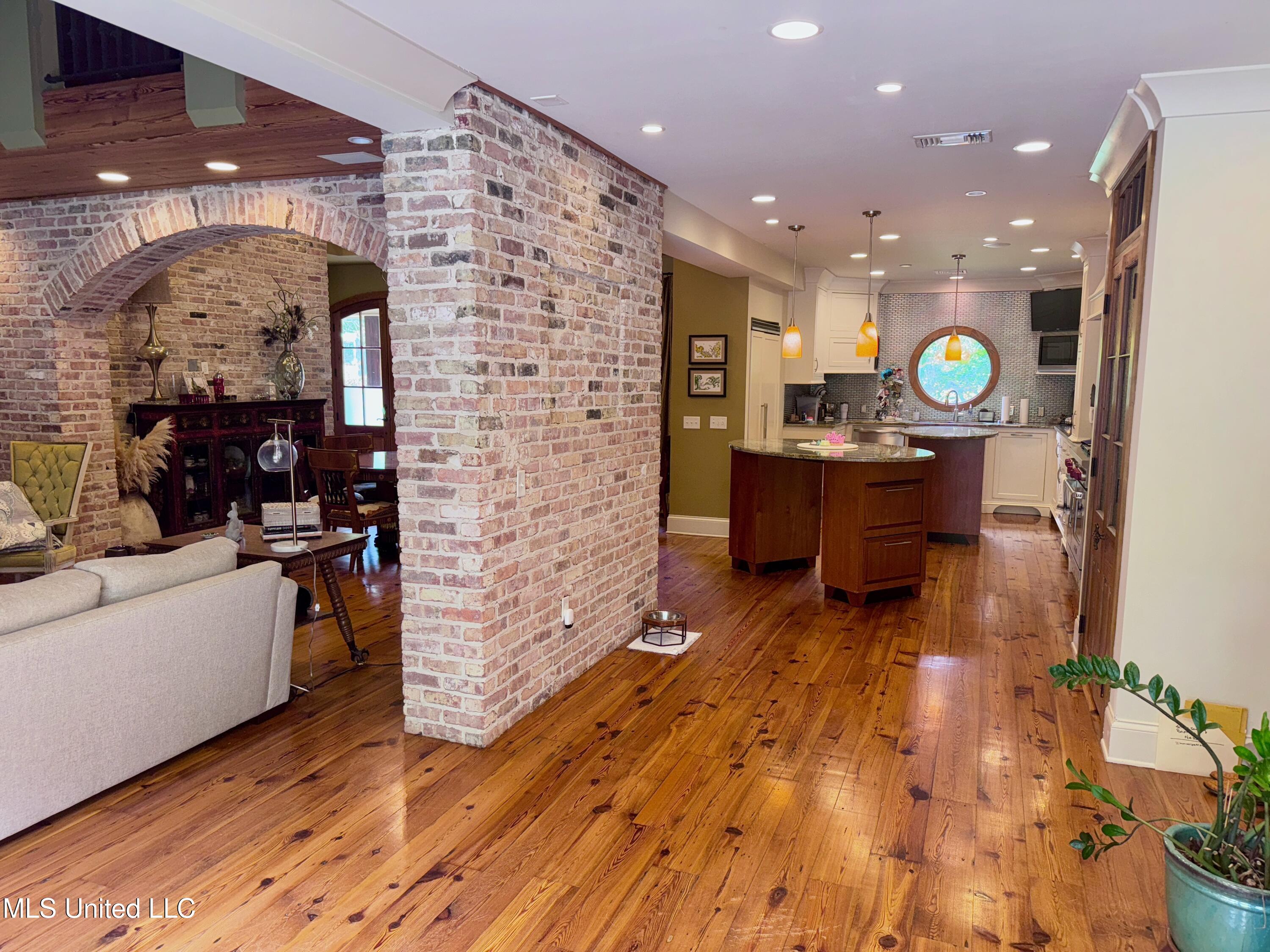 236 Sawbridge Drive