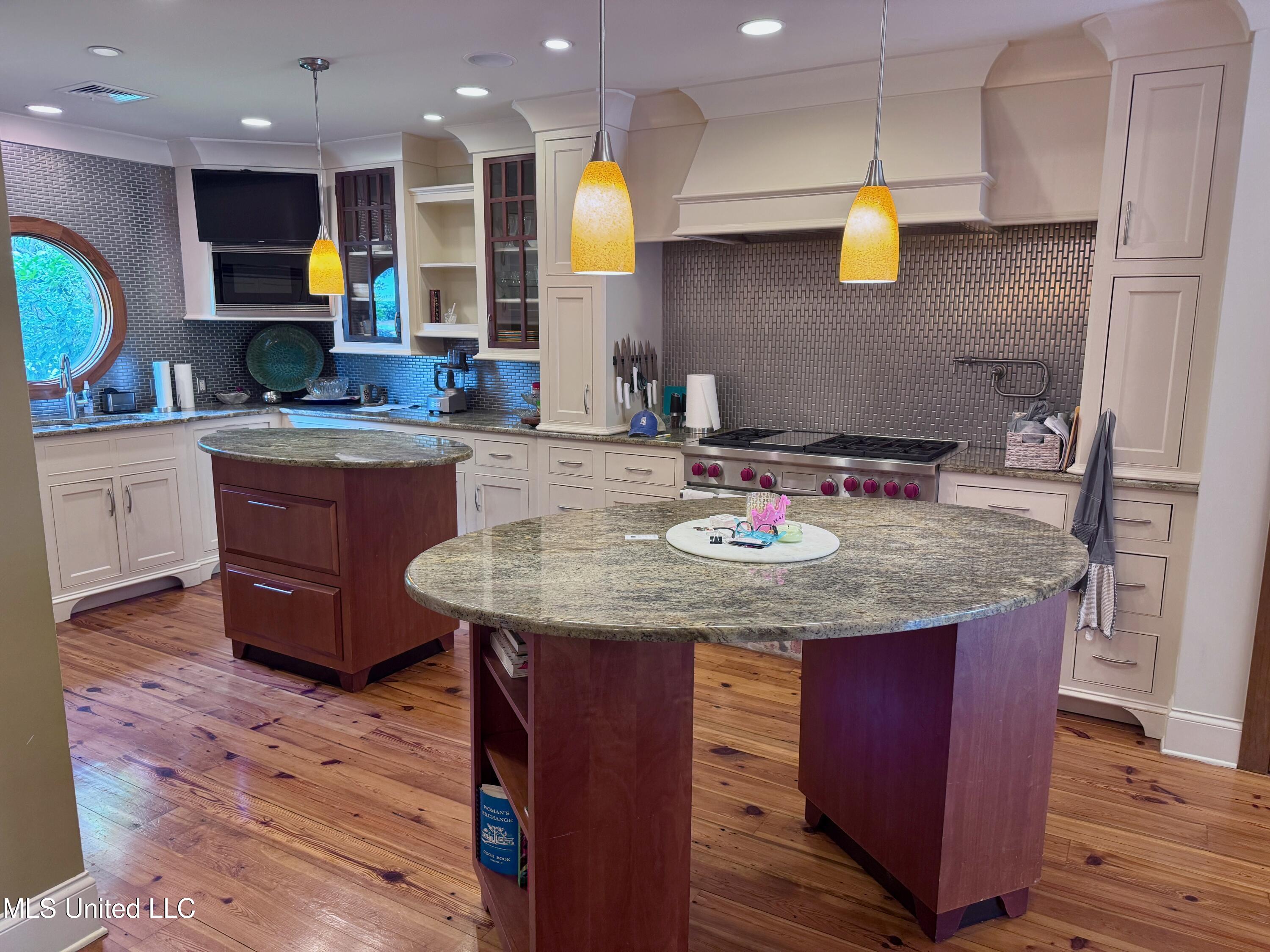 236 Sawbridge Drive