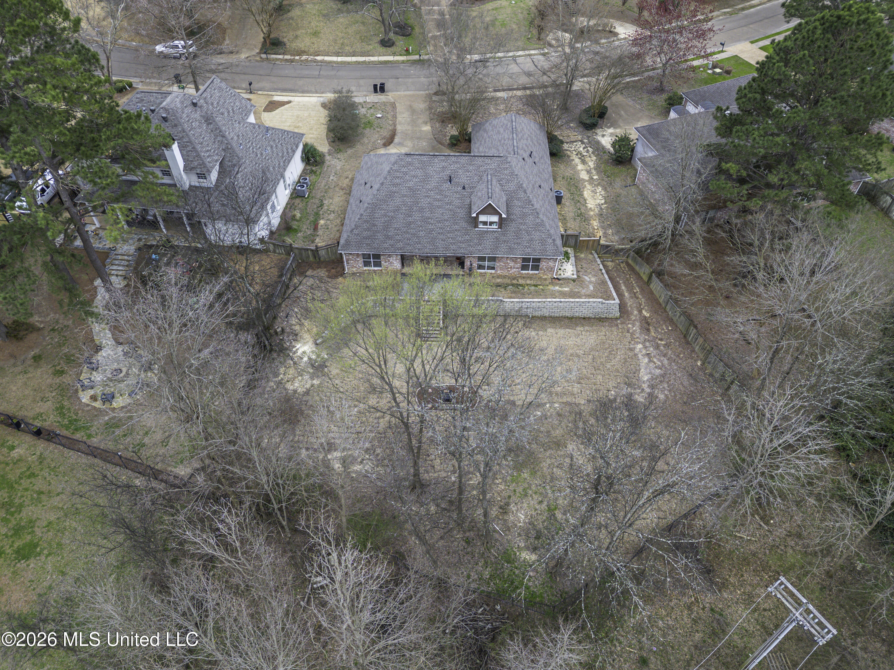 140 Whisper Lake Boulevard