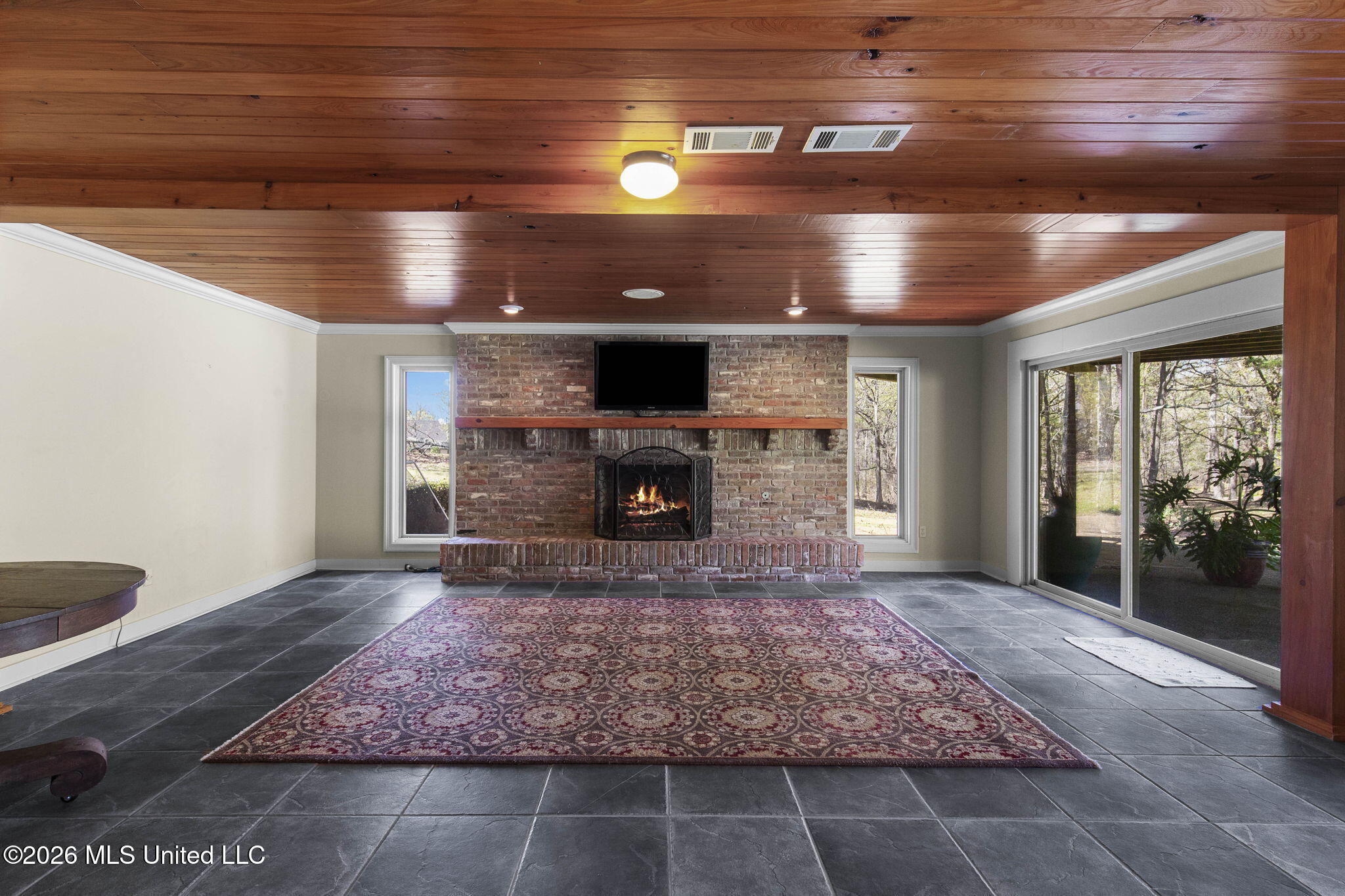6145 Wirtz Road