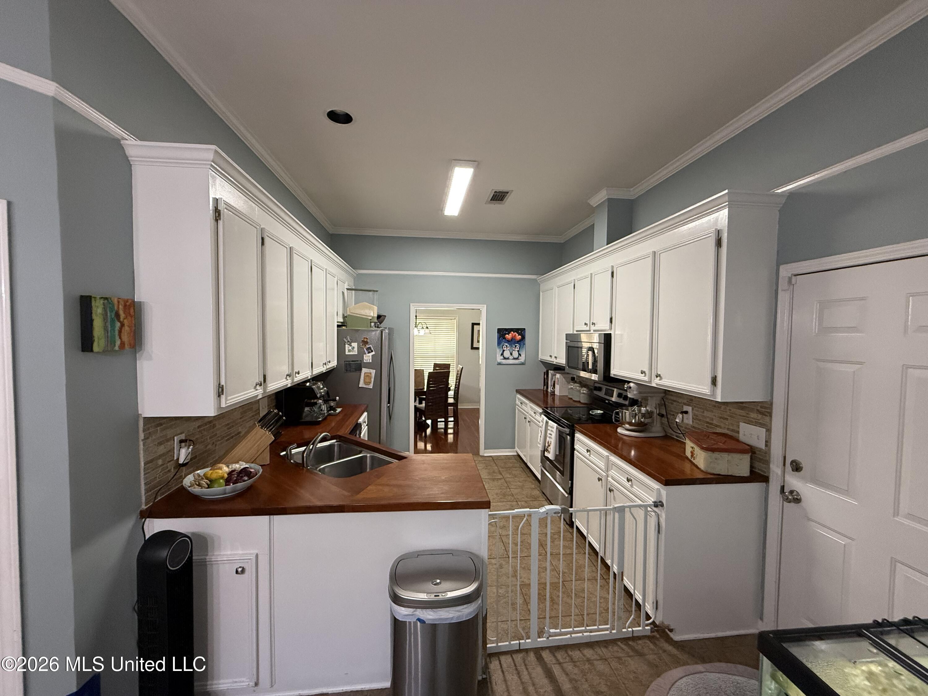 609 Spring Grove