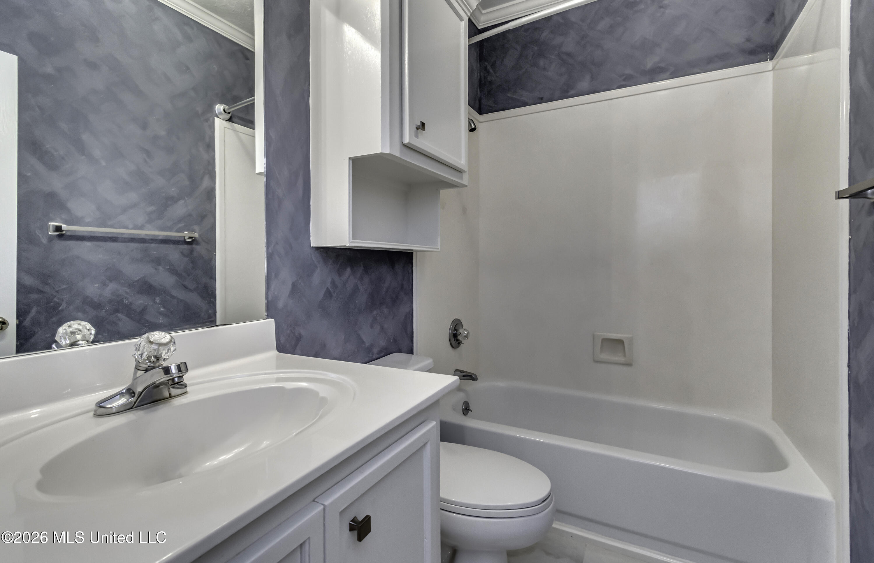 403 Sawtooth Cove