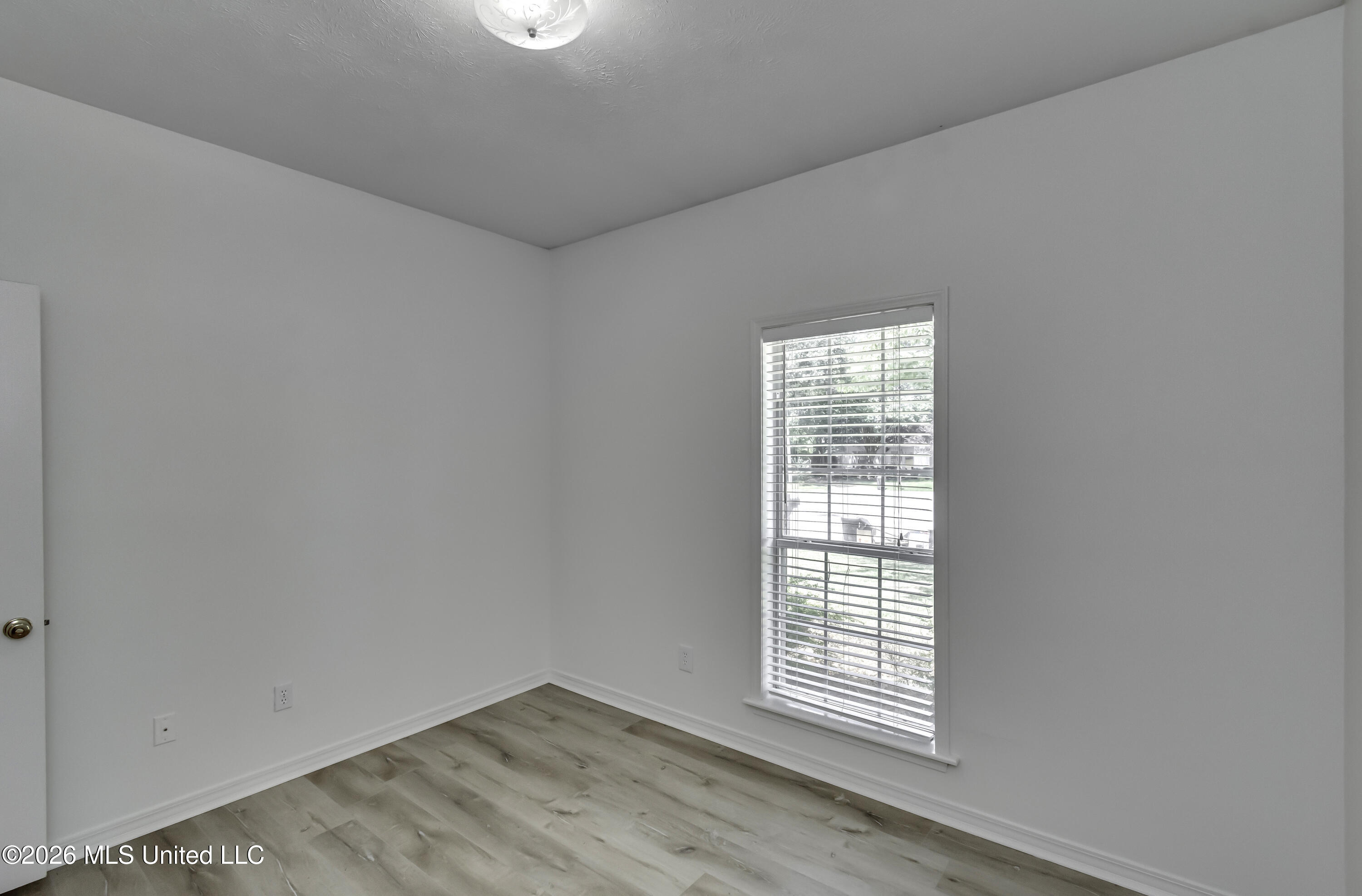 403 Sawtooth Cove