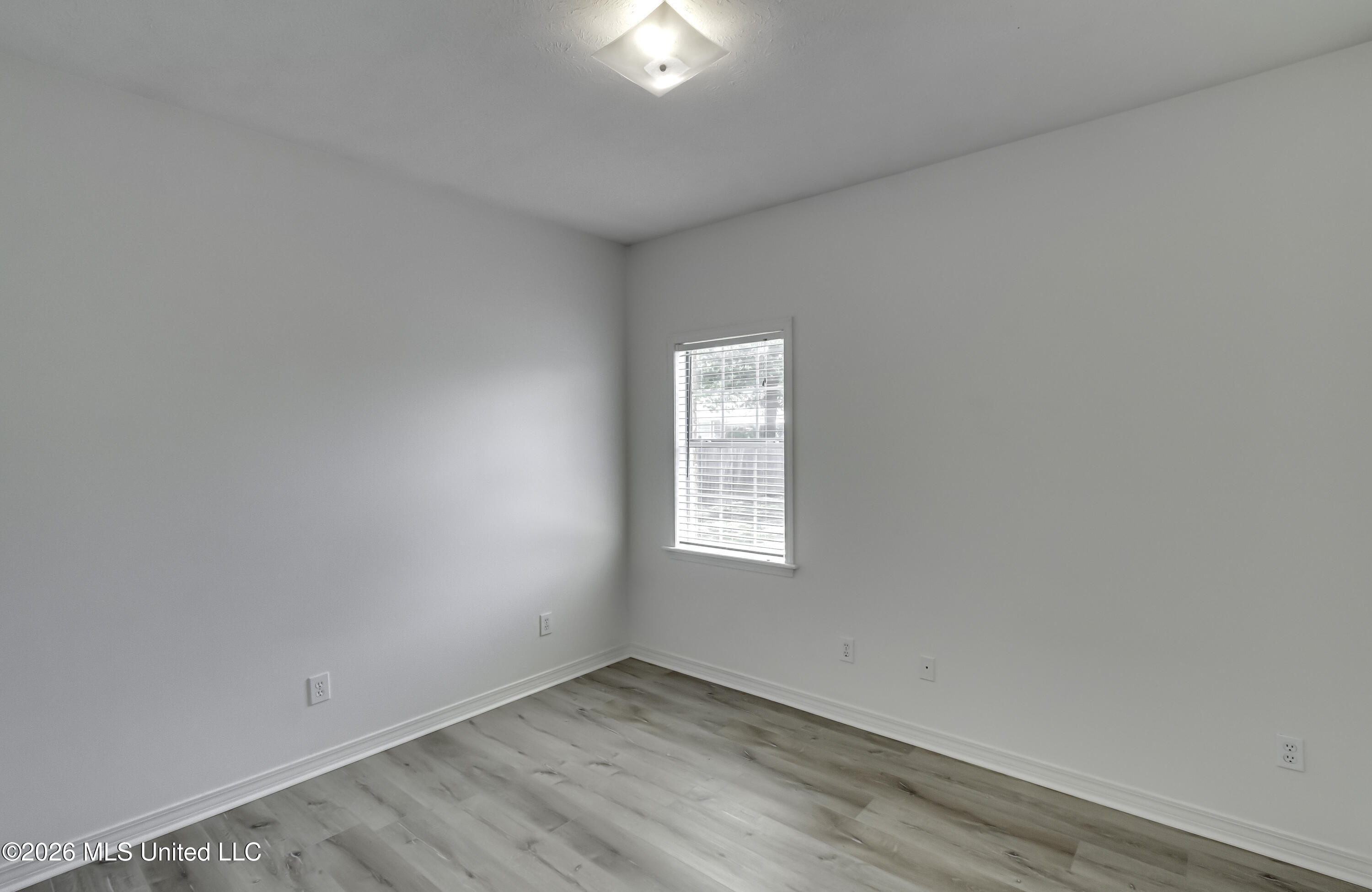 403 Sawtooth Cove