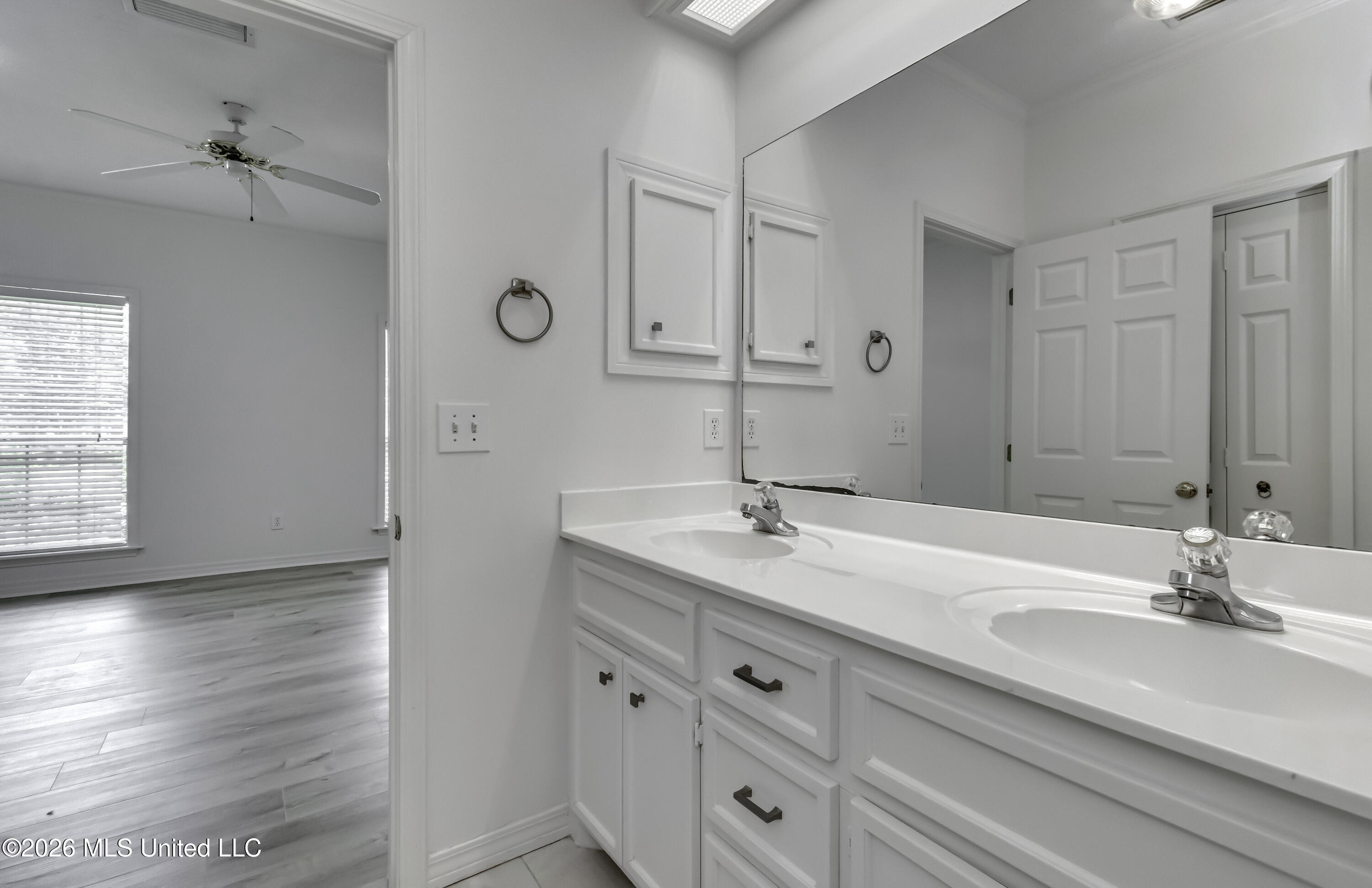 403 Sawtooth Cove