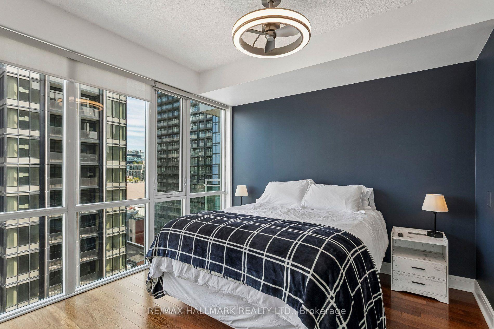 116 George Street 1202, Toronto Unit: 1202