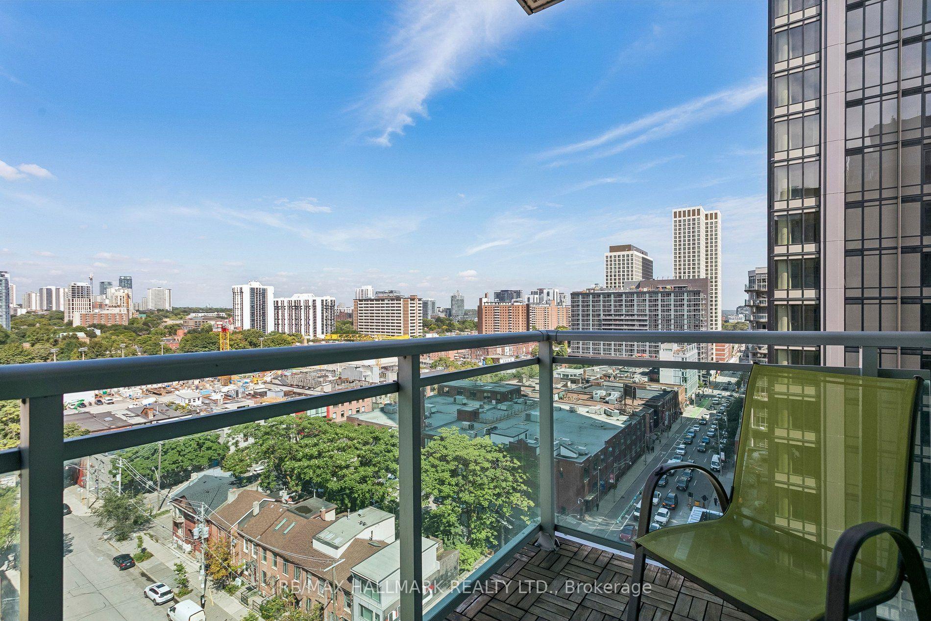 116 George Street 1202, Toronto Unit: 1202