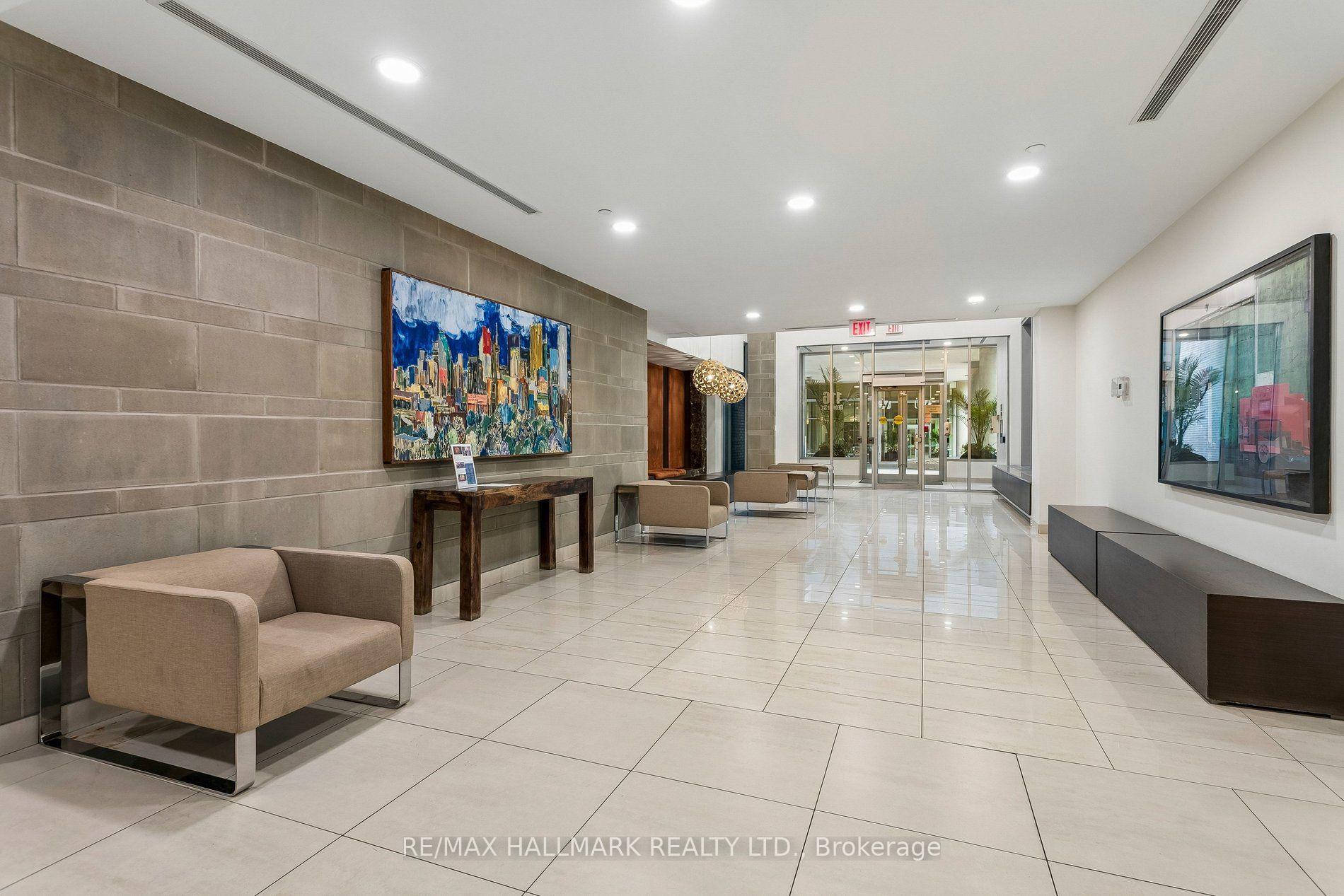 116 George Street 1202, Toronto Unit: 1202
