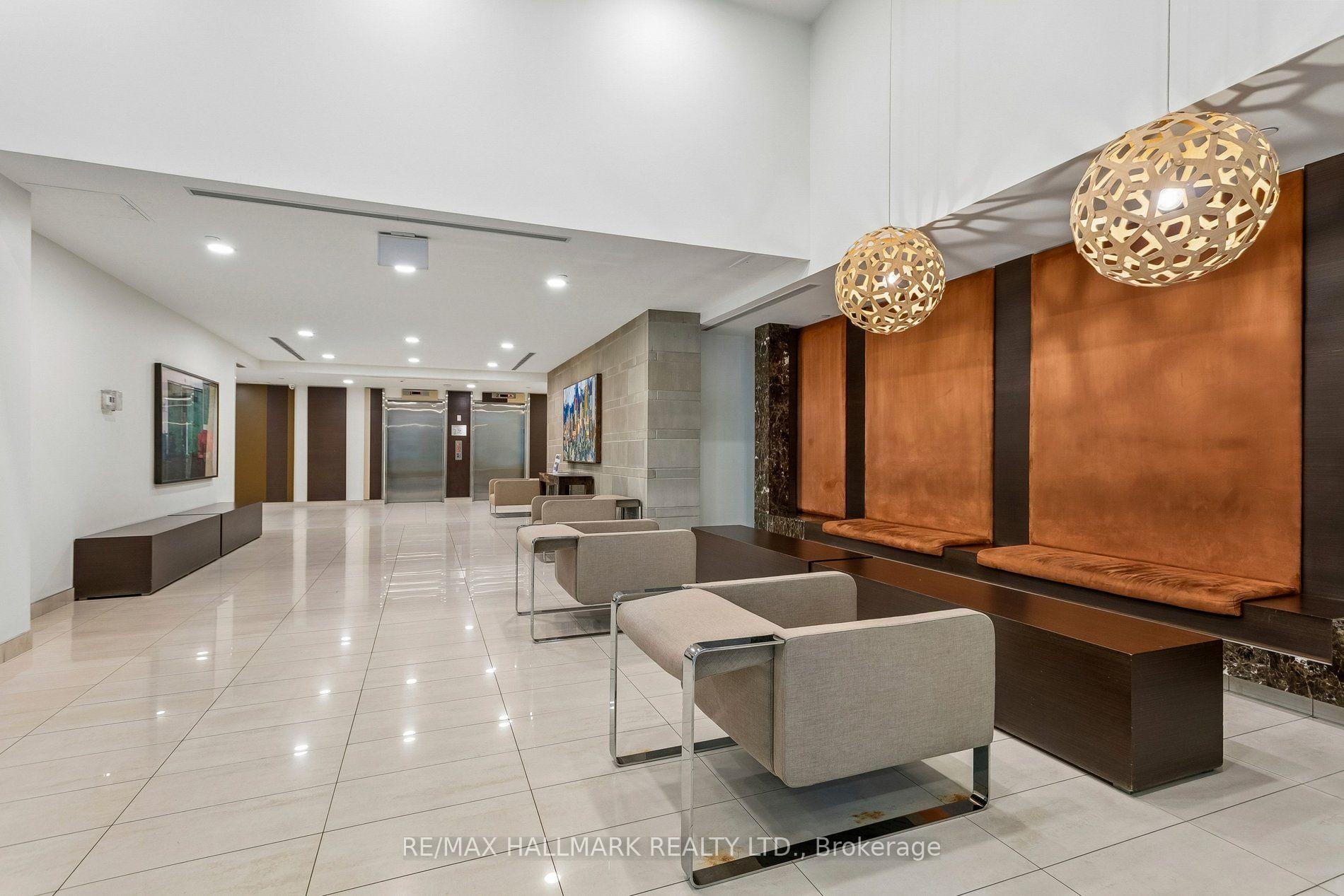 116 George Street 1202, Toronto Unit: 1202