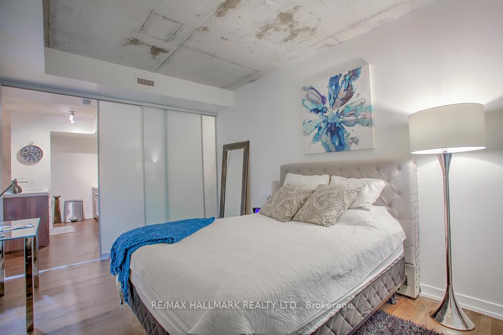 560 King Street W 419, Toronto Unit: 419