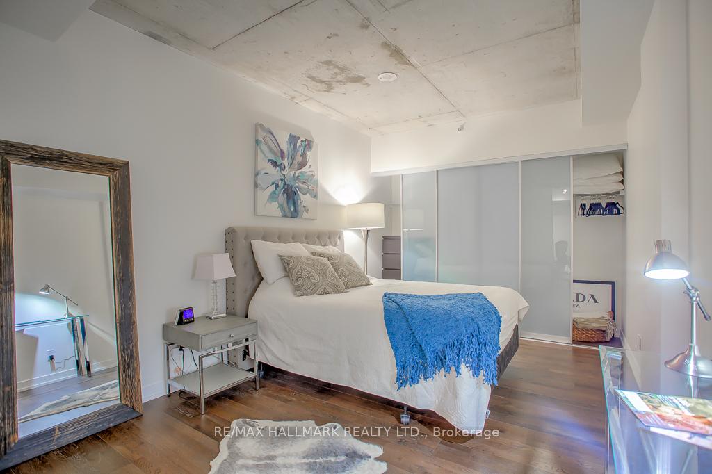 560 King Street W 419, Toronto Unit: 419