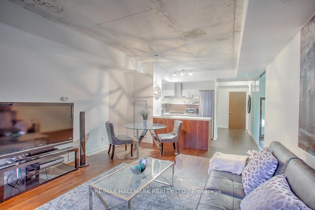 560 King Street W 419, Toronto Unit: 419