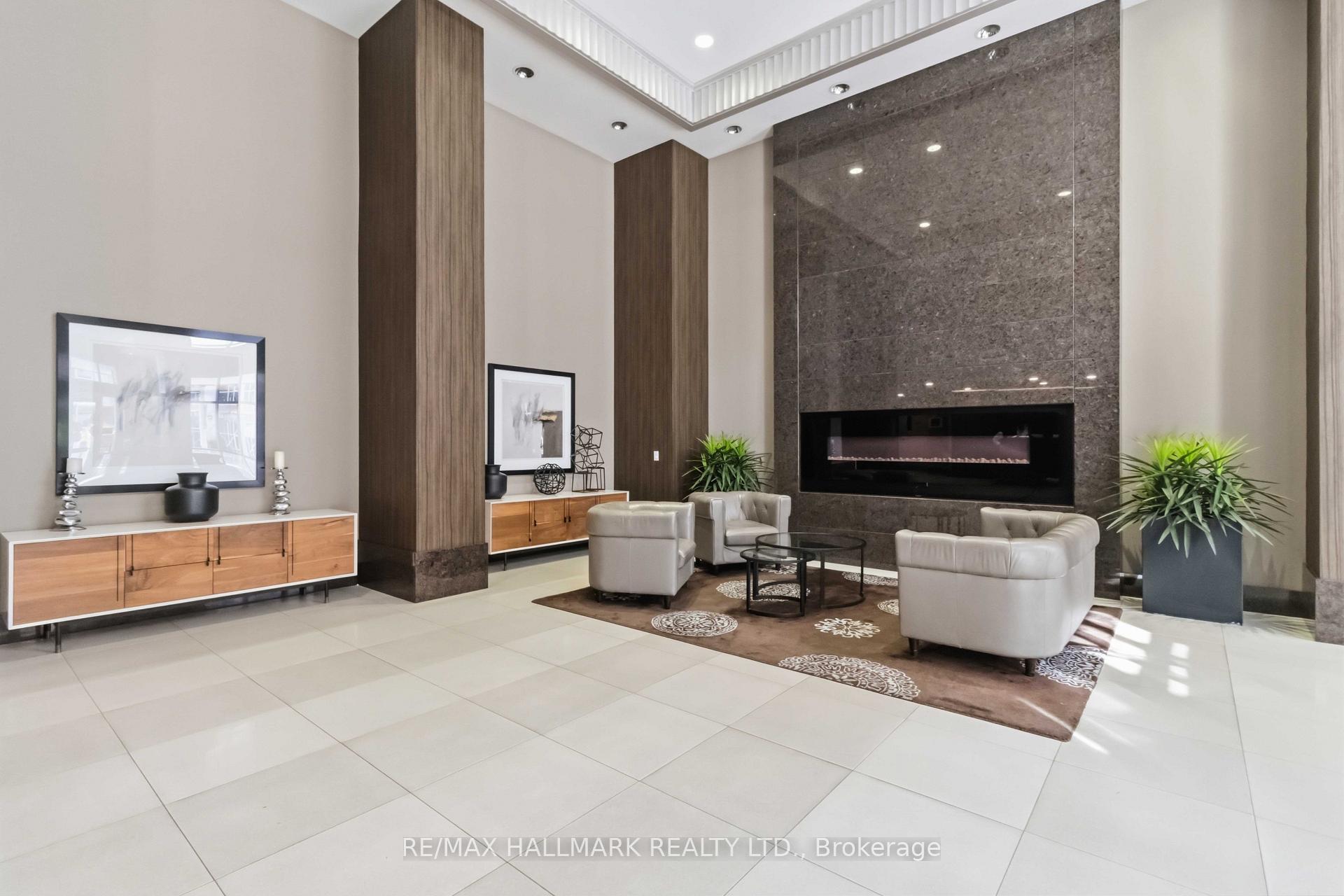 21 Grand Magazine Street 2009, Toronto Unit: 2009