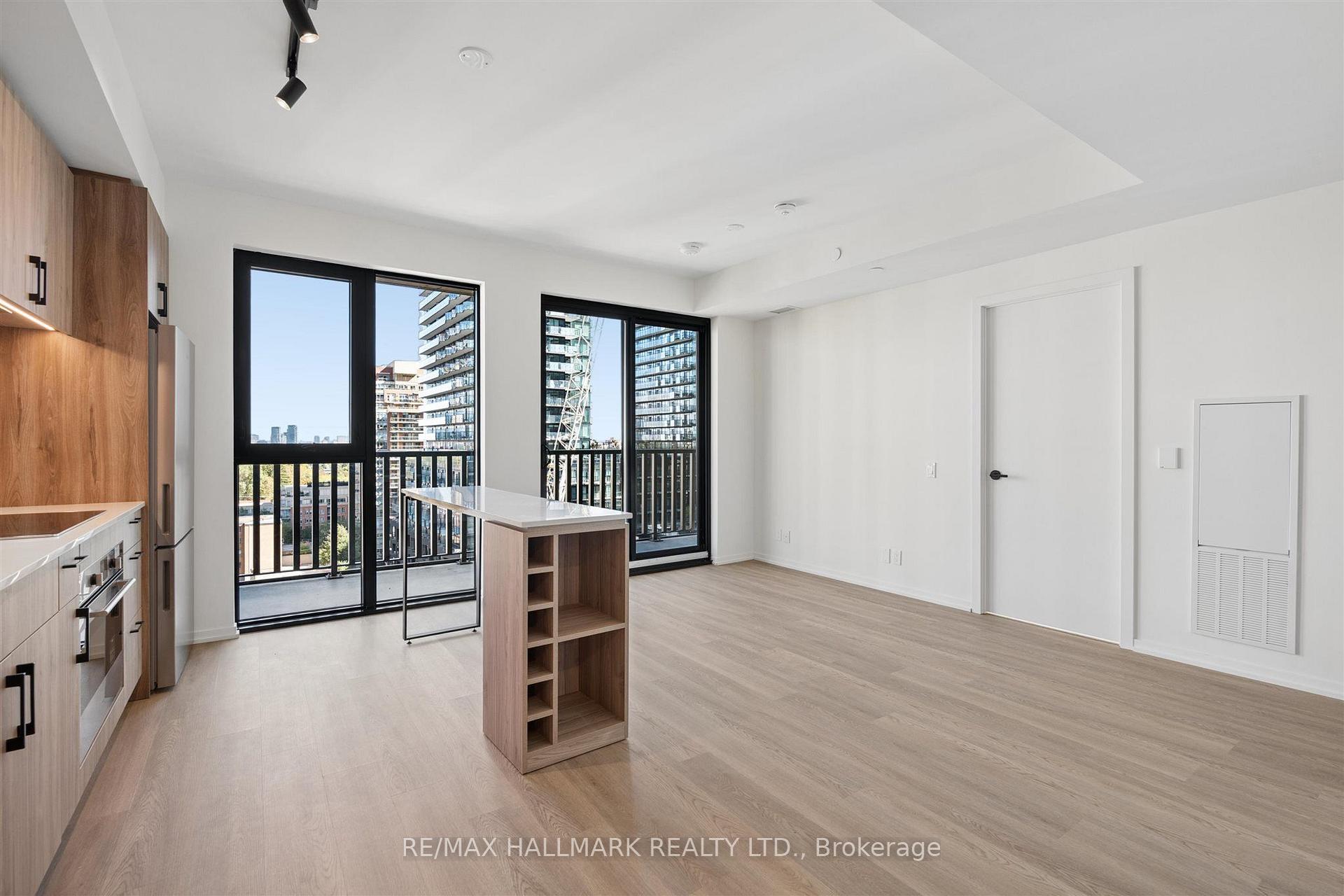 109 Erskine Avenue 1109, Toronto Unit: 1109