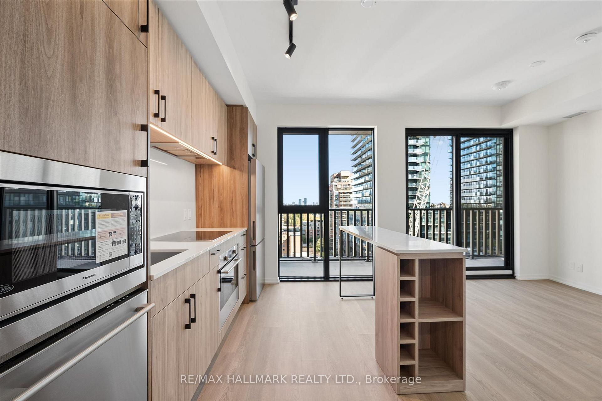 109 Erskine Avenue 1109, Toronto Unit: 1109