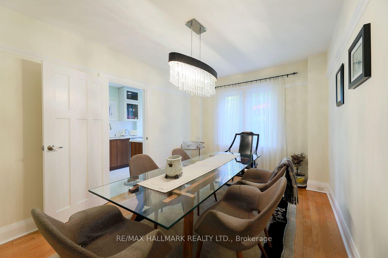 142 Hillsdale Avenue E, Toronto