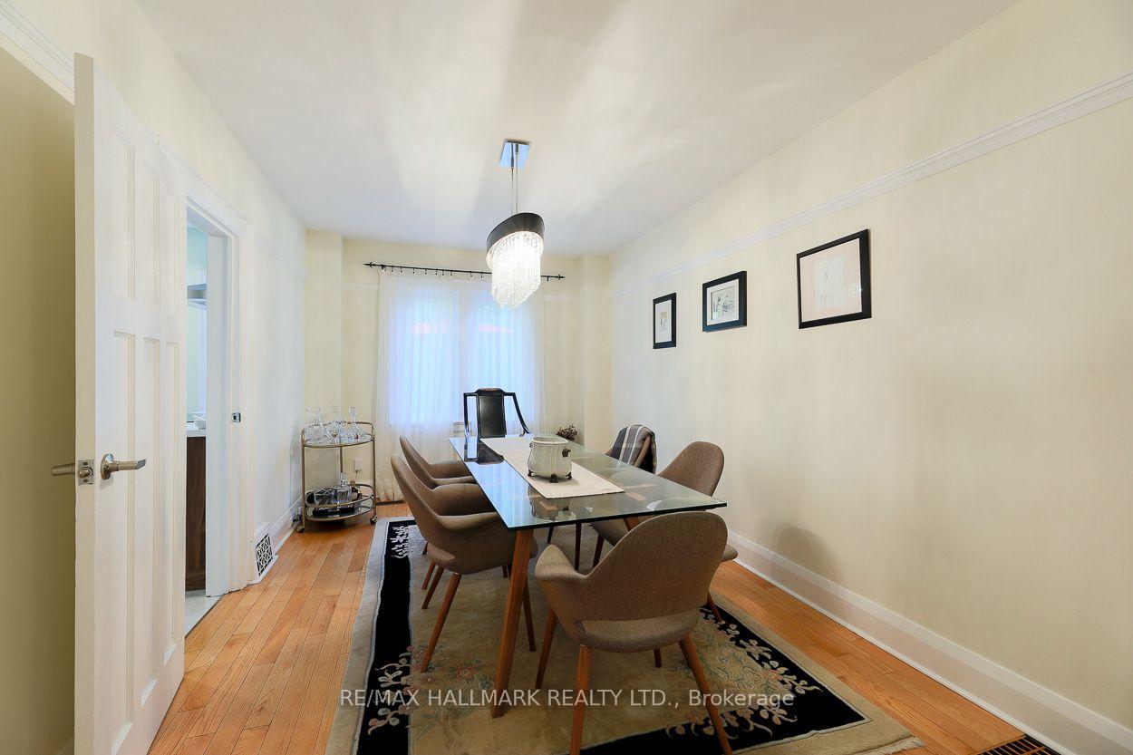 142 Hillsdale Avenue E, Toronto