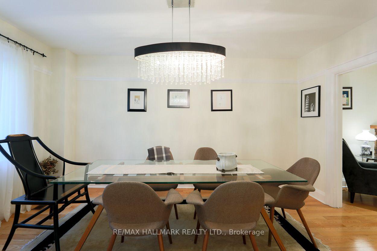 142 Hillsdale Avenue E, Toronto