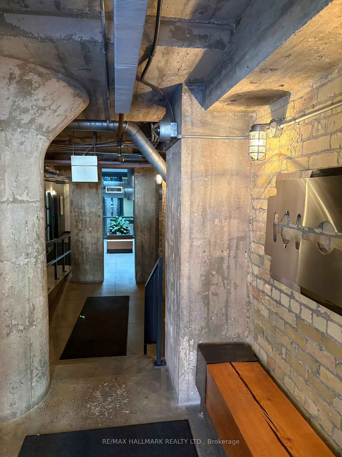 383 Adelaide Street E 412, Toronto Unit: 412