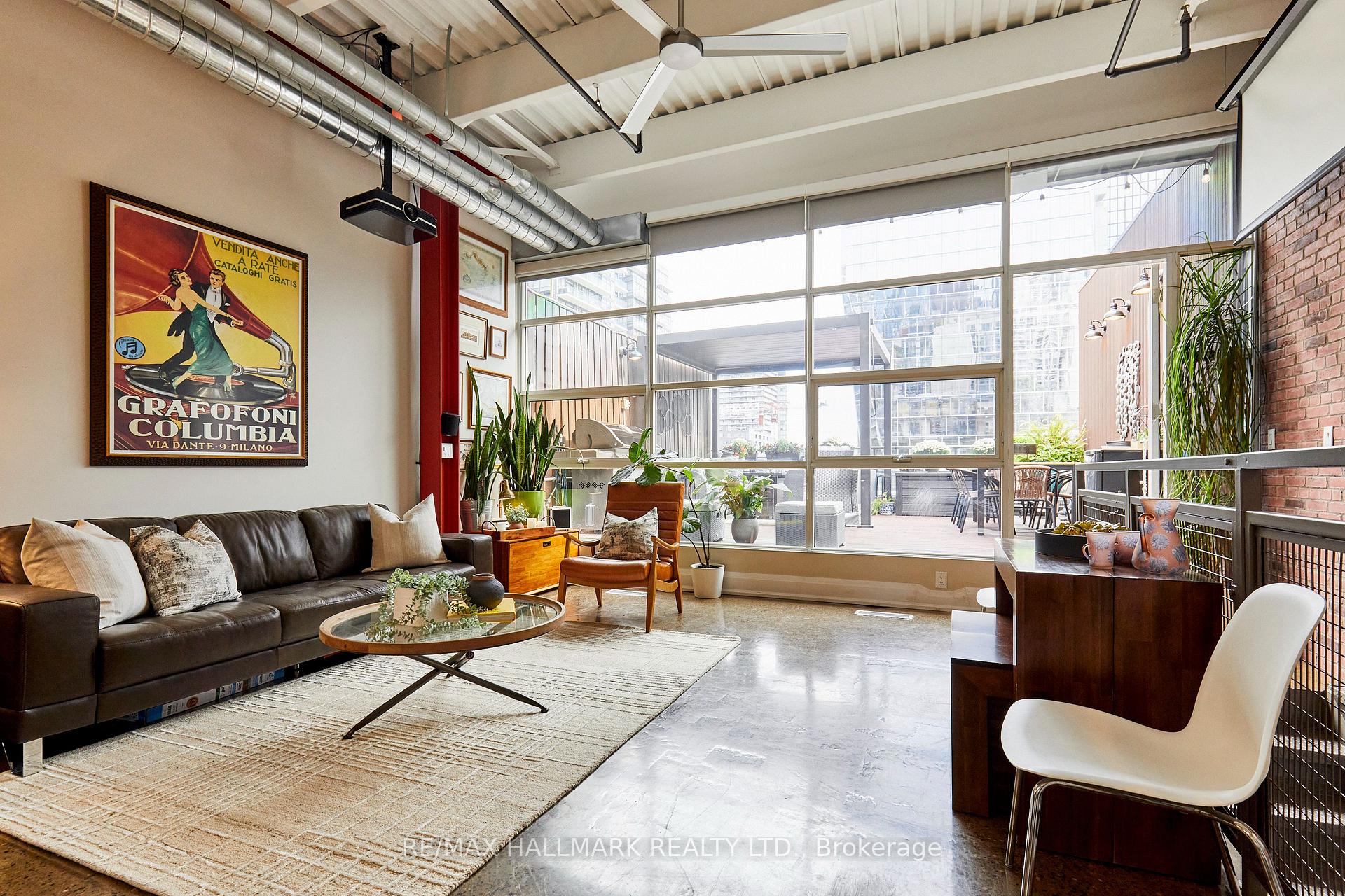 383 Adelaide Street E 412, Toronto Unit: 412