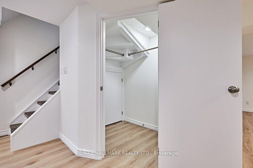 181 Ferris Road Basement, Toronto Unit: Basement