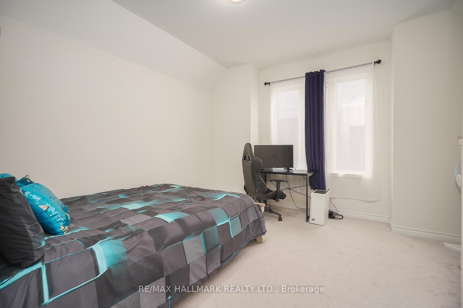 4 Hickling Lane
