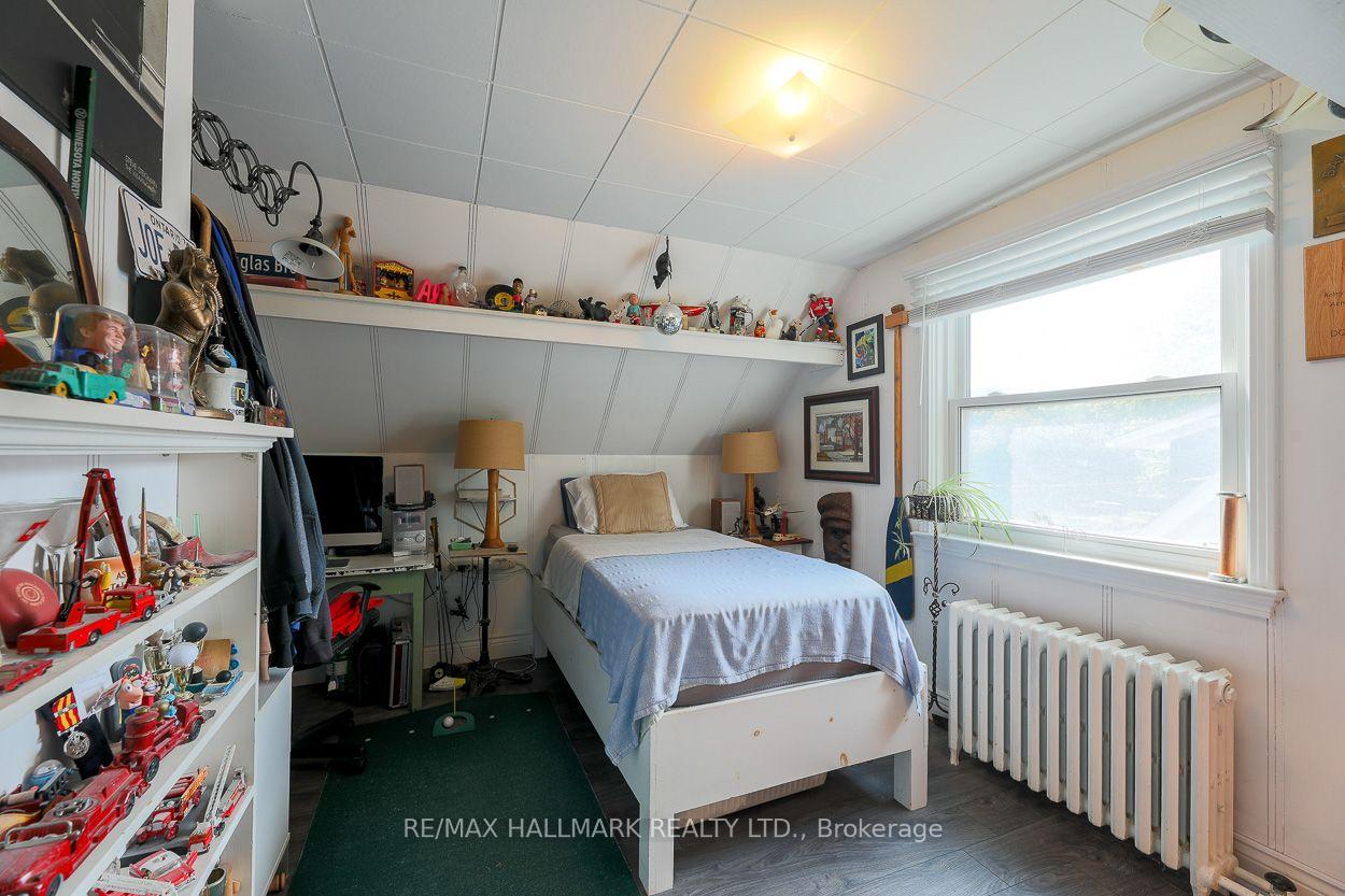 110 Lakeside Avenue, Toronto