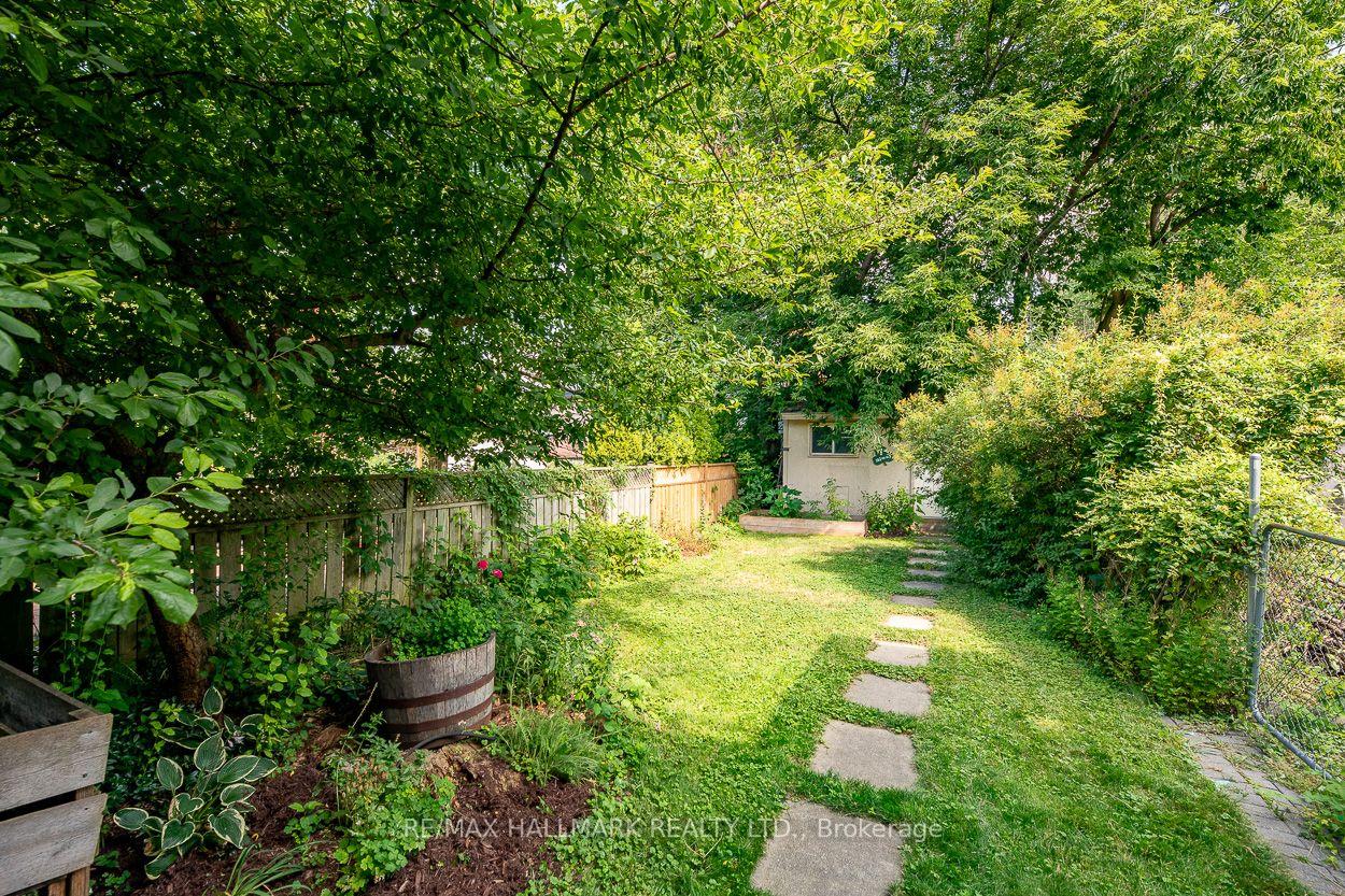 38 Boultbee Avenue, Toronto