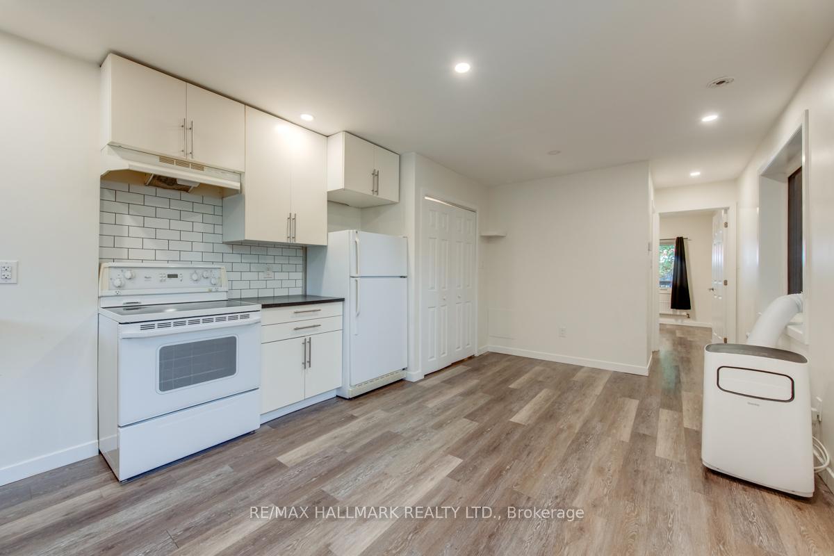 233 Kingston Road Main, Toronto Unit: Main