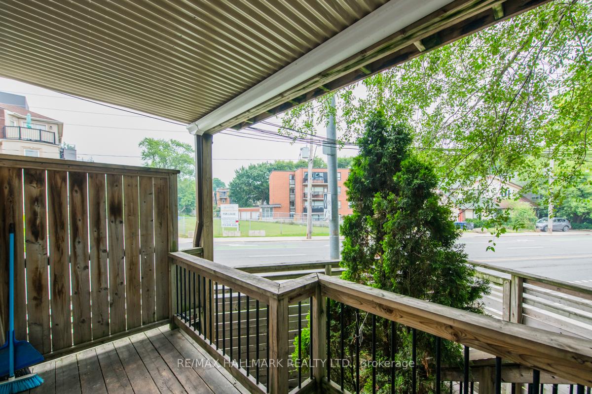 233 Kingston Road Main, Toronto Unit: Main