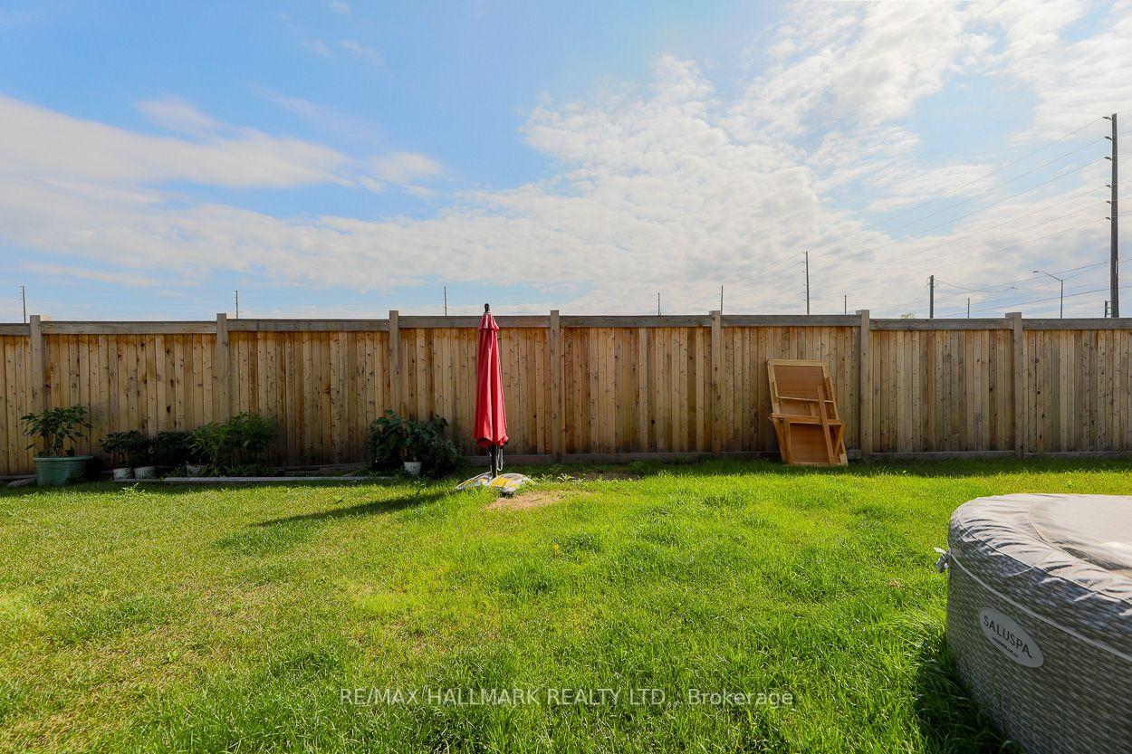 1090 Lockie Drive