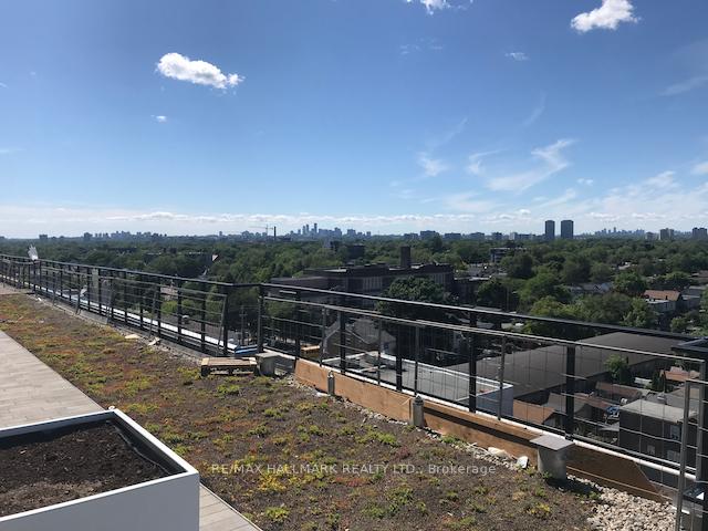 2301 Danforth Avenue 324, Toronto Unit: 324