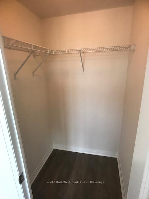 2301 Danforth Avenue 324, Toronto Unit: 324