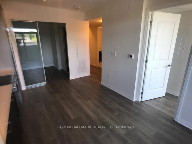 2301 Danforth Avenue 324, Toronto Unit: 324