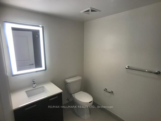 2301 Danforth Avenue 324, Toronto Unit: 324