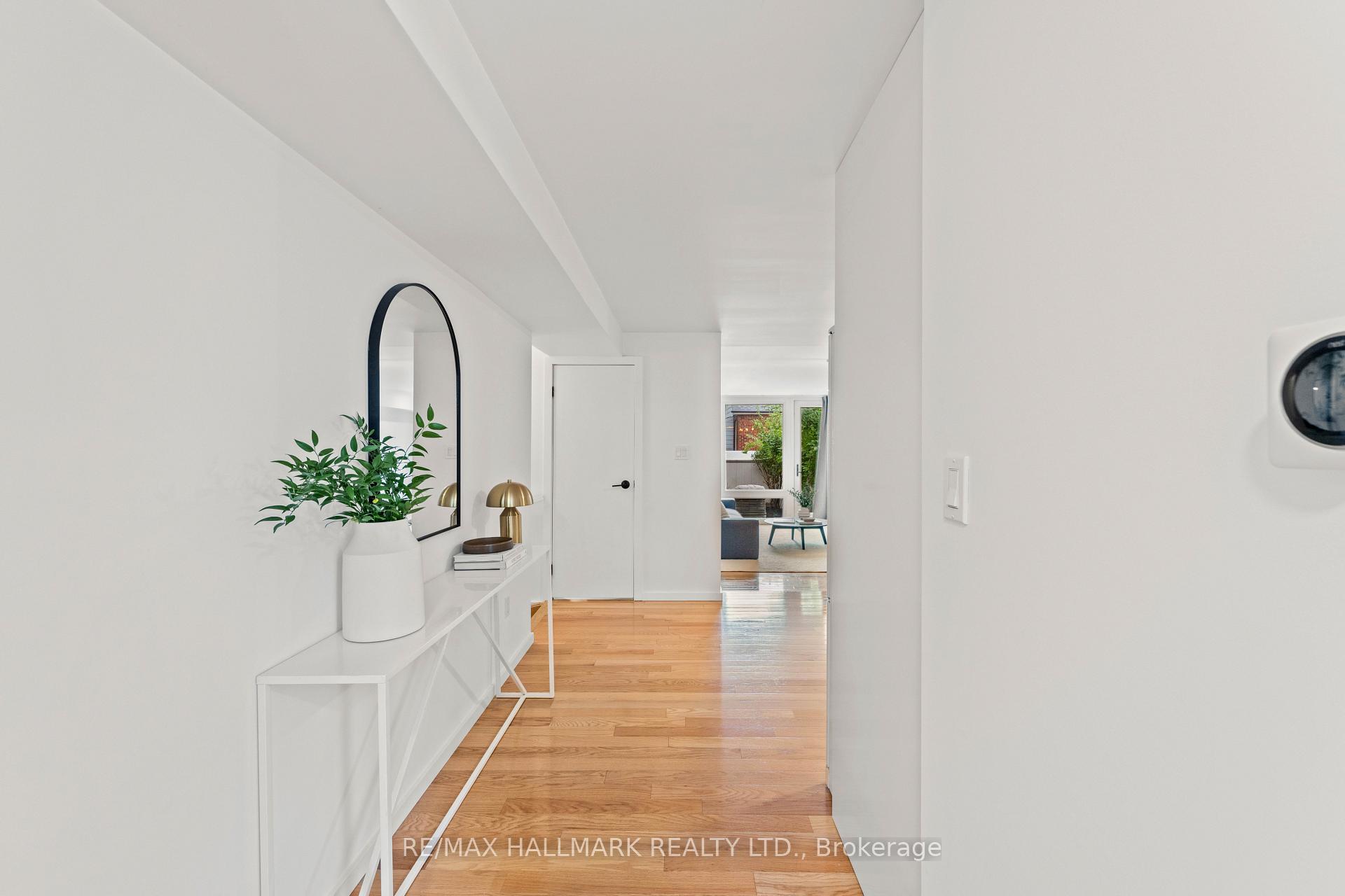 92 Chisholm Avenue, Toronto