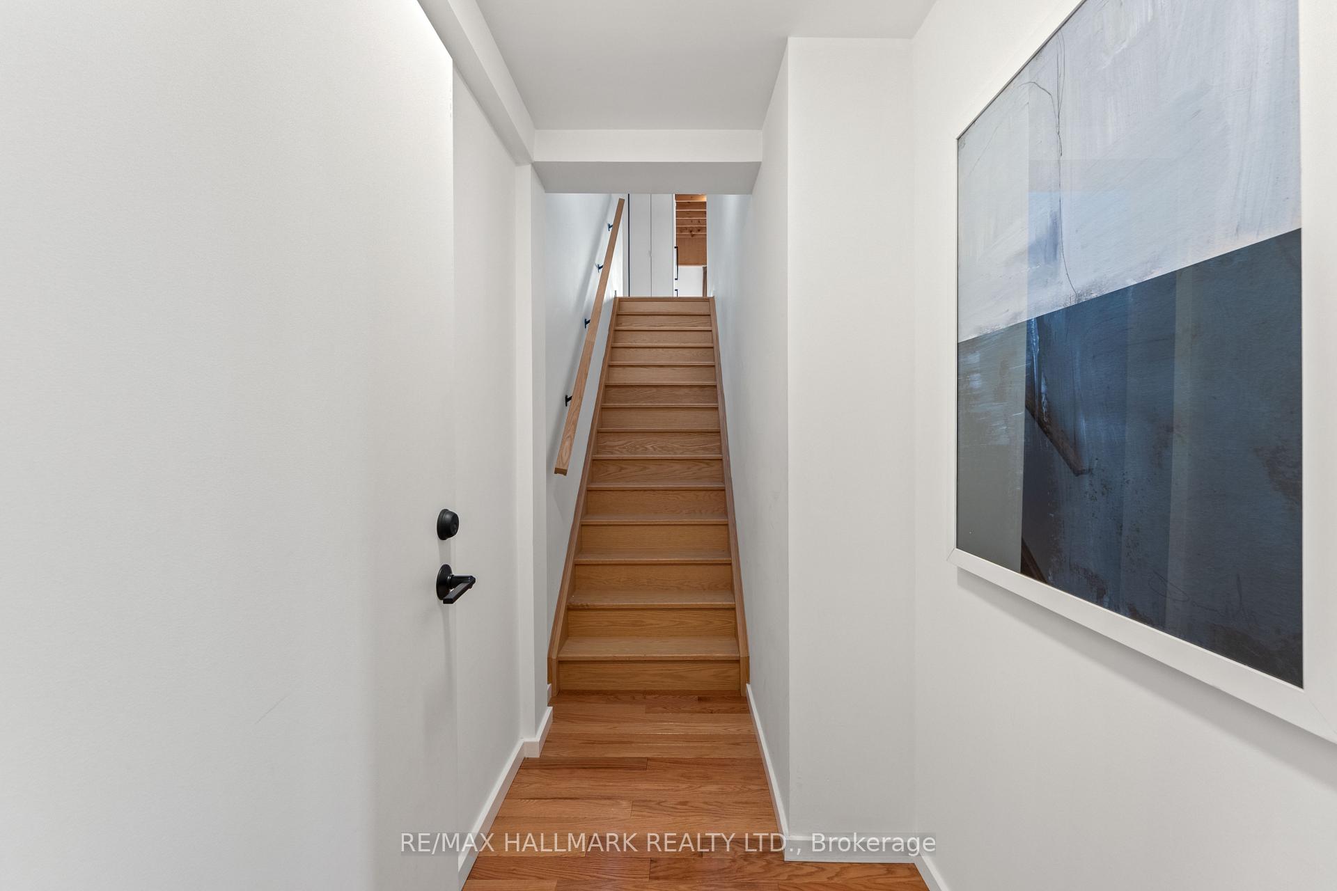92 Chisholm Avenue, Toronto