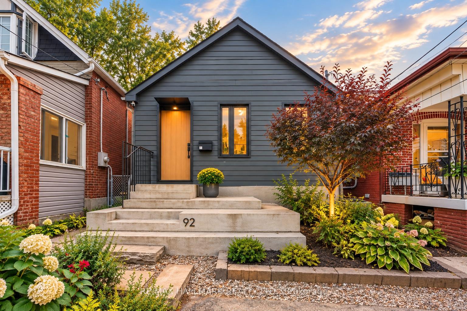 92 Chisholm Avenue, Toronto