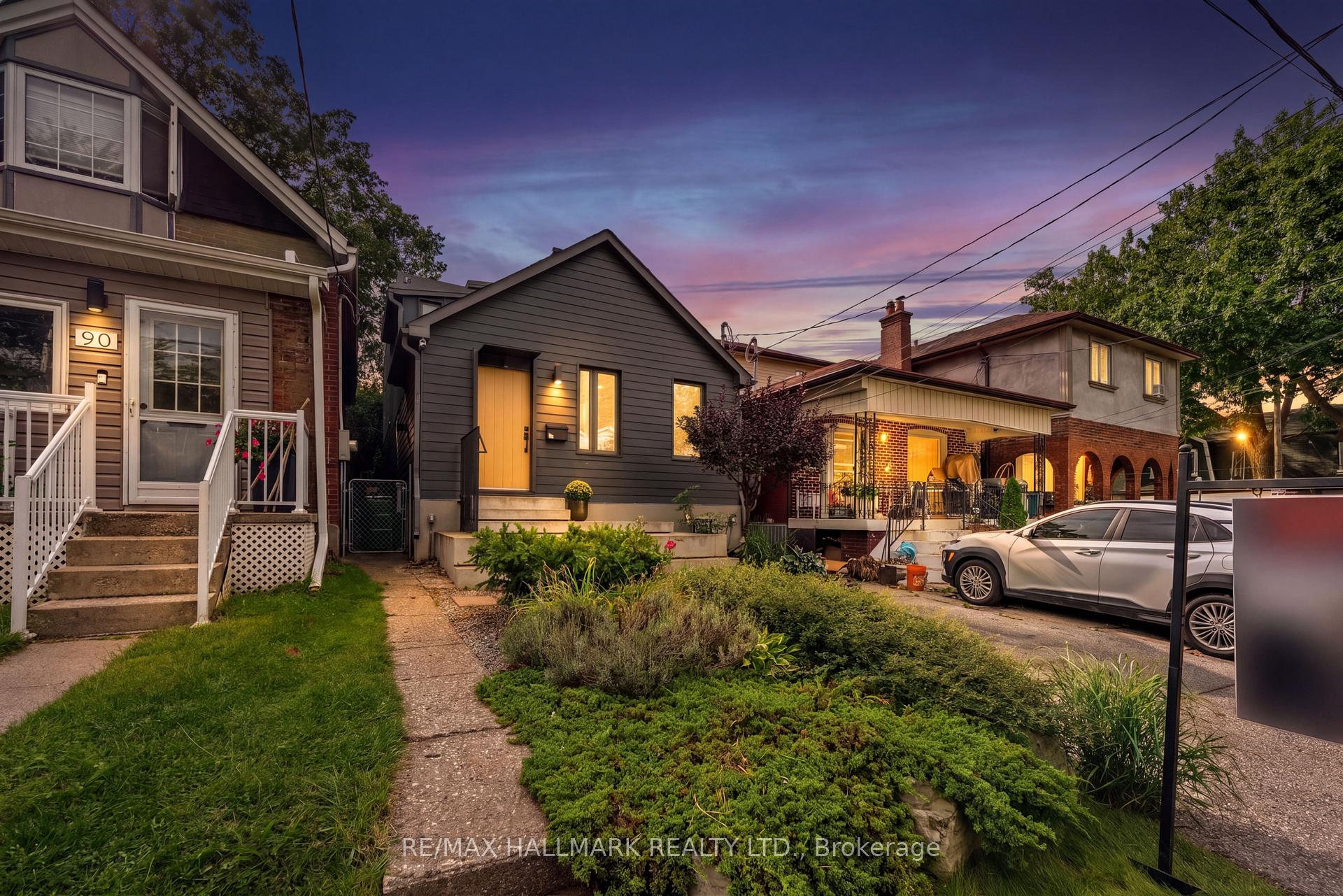 92 Chisholm Avenue, Toronto