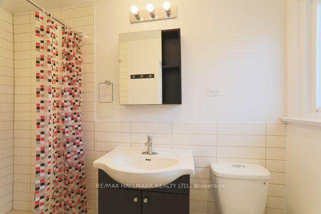 45 Landfair Crescent Lower, Toronto Unit: Lower